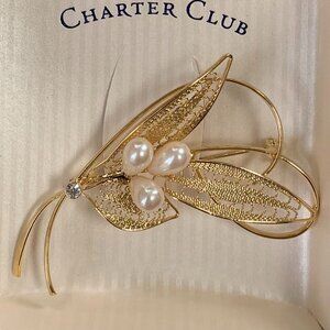 Filigree Butterfly Brooch with Rhinestone and Tear Drop Faux Pearls